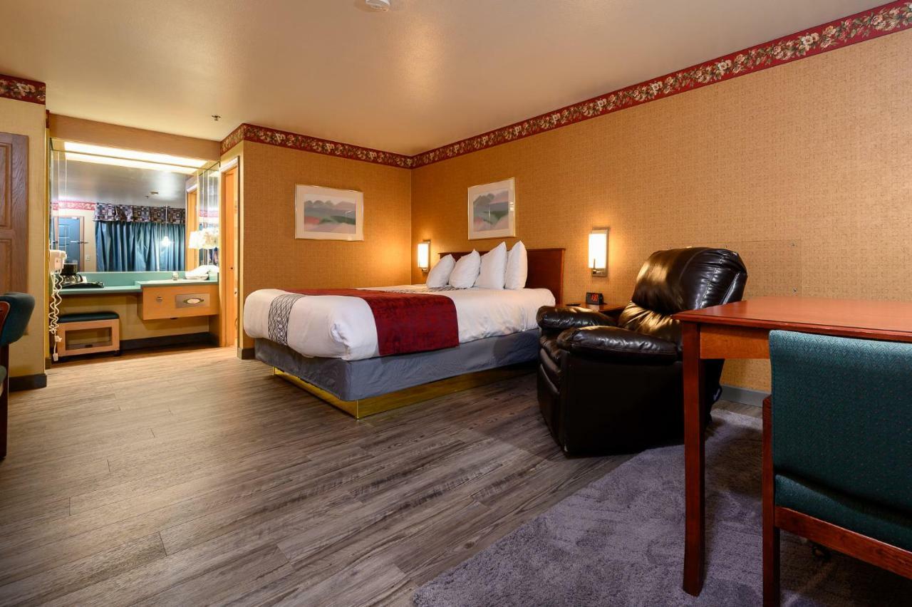 Americas Best Value Inn - Phoenix / Ashland Exterior photo